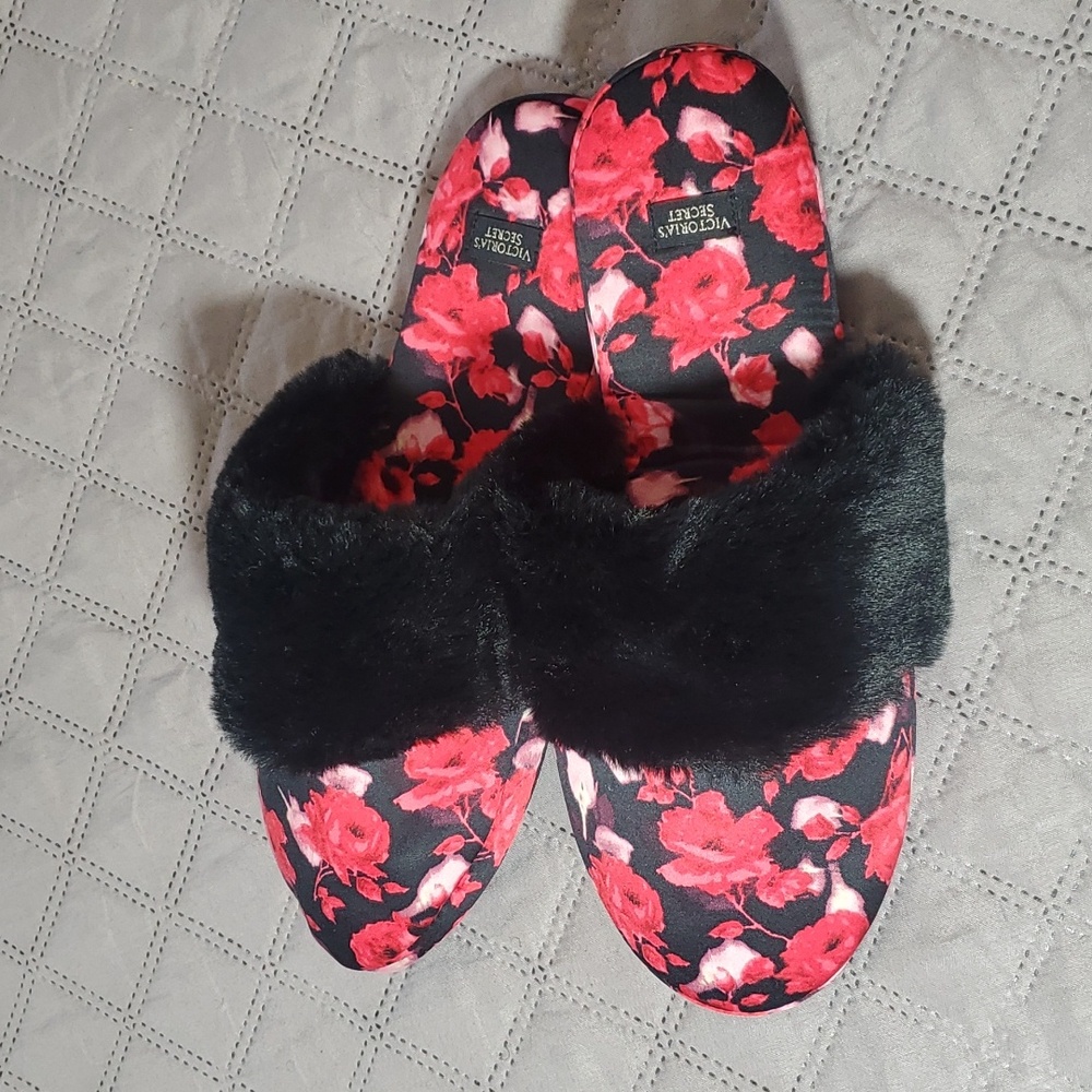 Victoria's Secret Fur Floral Rose Striped SATIN Soft Bedroom Slippers Size M 10